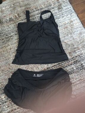 Sol Borne Black Tankini Swim Suit Had for 1 summer rarely worn.